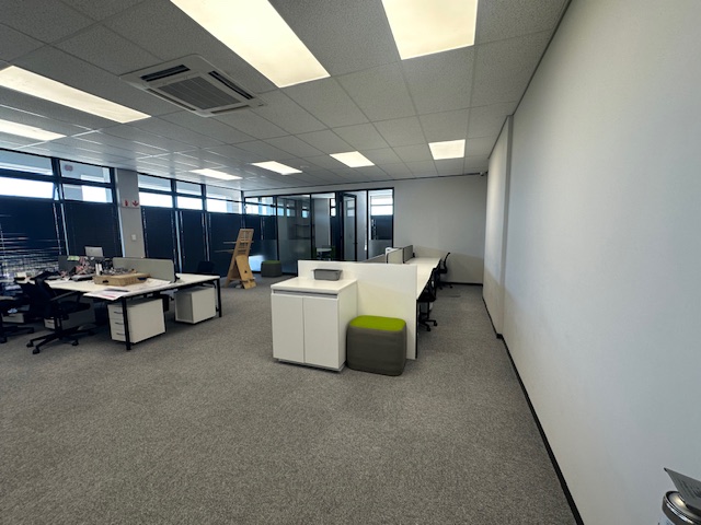 To Let commercial Property for Rent in Maitland Western Cape